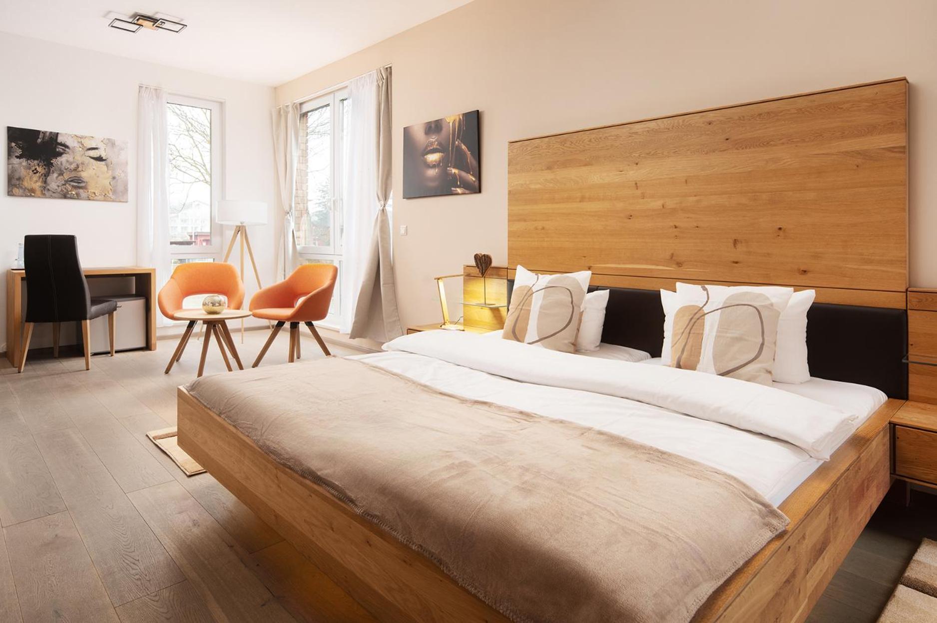 Hotel Vier Jahreszeiten An Der Therme & Kliniken Bad Krozingen Naehe Freiburg & Schwarzwald Ideal Fuer Wellness Kur & Business Ausfluege 24H Check In- Wlan & Parken Gratis 外观 照片