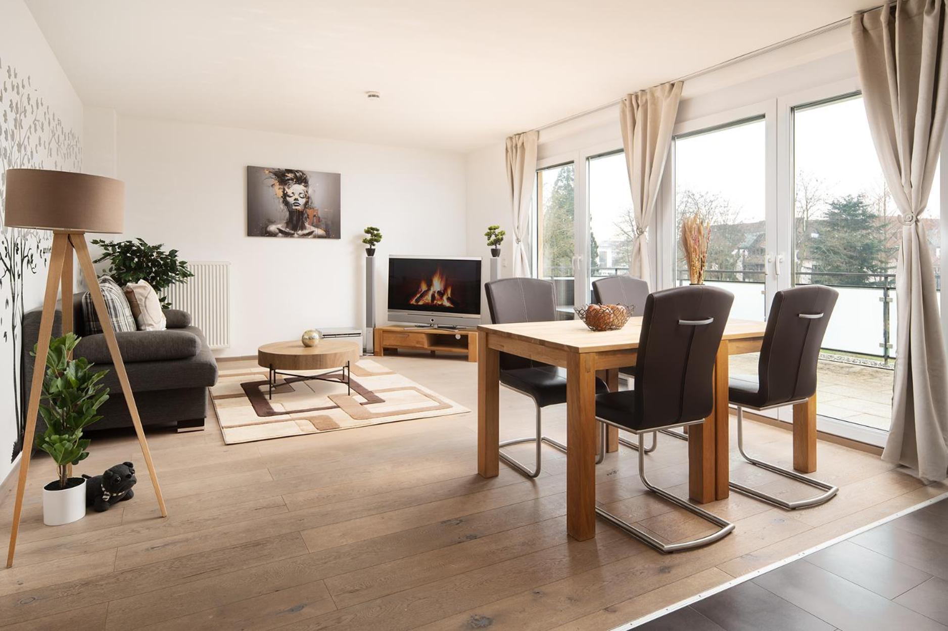 Hotel Vier Jahreszeiten An Der Therme & Kliniken Bad Krozingen Naehe Freiburg & Schwarzwald Ideal Fuer Wellness Kur & Business Ausfluege 24H Check In- Wlan & Parken Gratis 外观 照片